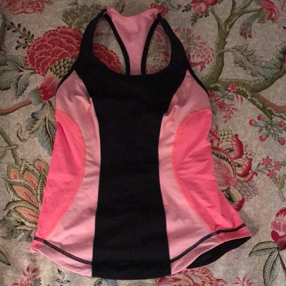 Lululemon work out top